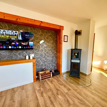 Savor Bergblick Fuer 6 Personen 4 Raum Garten Balkon Netflix Апартаменты Sohland an der Spree